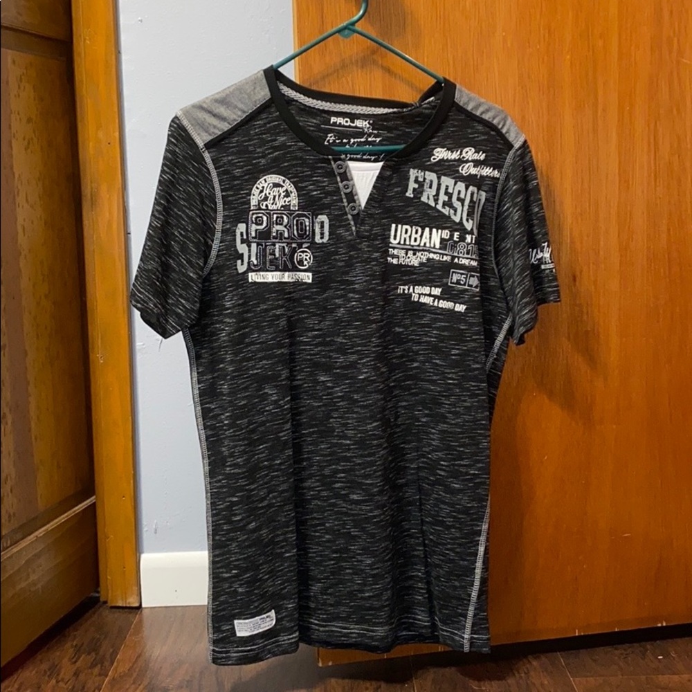Men’s T shirt